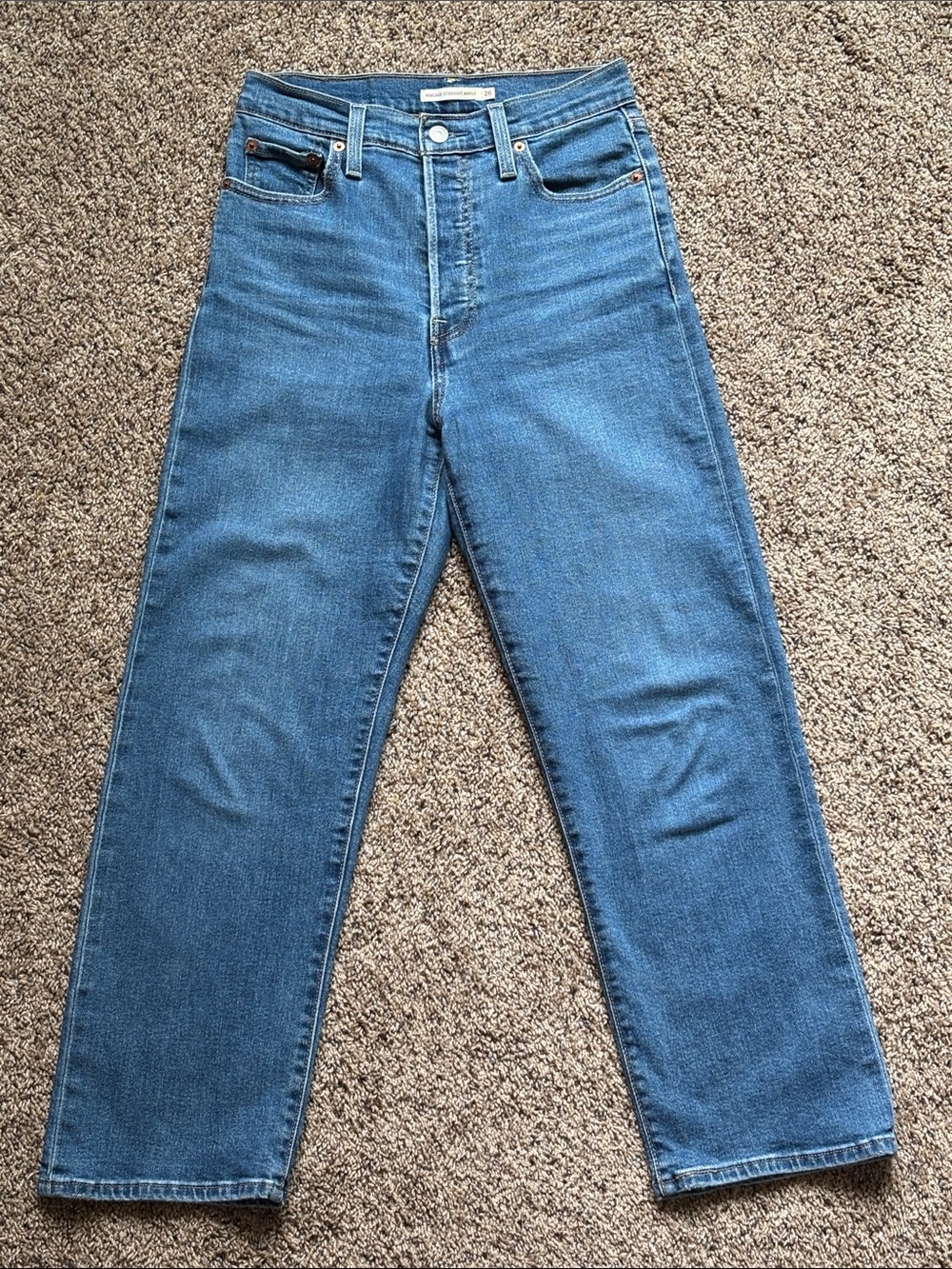 Levi’s Ribcage Straight Ankle